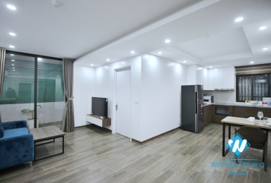 A new modern and good quality apartment for rent in Tay Ho street 